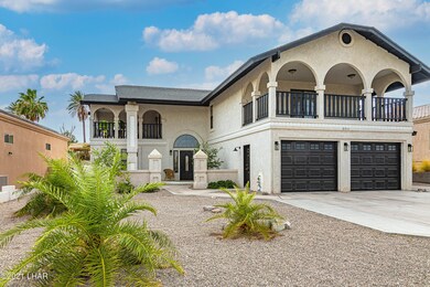 2711 Plaza Verde curb appeal