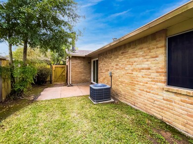 6210 Briar Seasons Dr, Missouri City, TX 77489 - photo 7