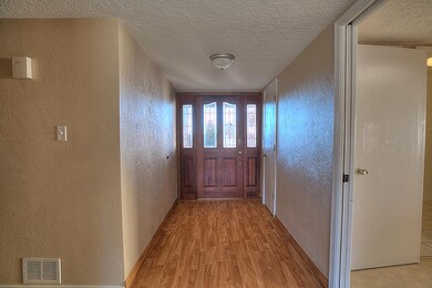 6304 Dungan St NE, Albuquerque, NM 87109 - photo 3