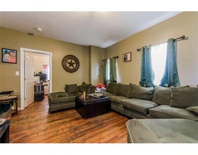 29 Charles St, Haverhill, MA 01830 - photo 3