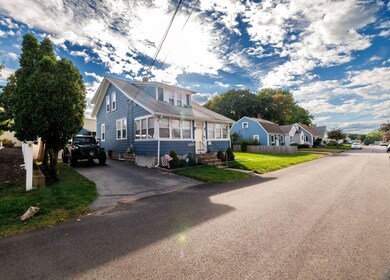77 Unity Ave, East Providence, RI 02914 - photo 4