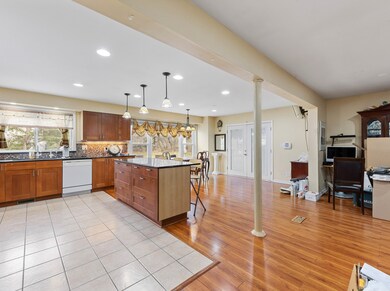 1820 Cambridge Dr, Carpentersville, IL 60110 - photo 6