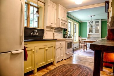 612 Bok Rd, Nazareth, PA 18064 - photo 2