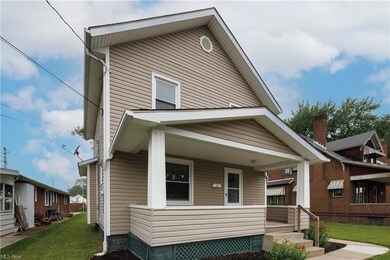 Large covered front porch!