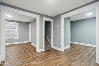 08-1310-N-Chestnut-St-Lansing-MI-48906-W