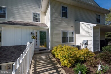 218 Windsor Ct unit 218, Glen Mills, PA 19342 - photo 4
