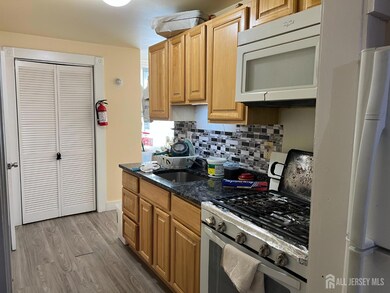 109 Washington St unit 2, Perth Amboy, NJ 08861 - photo 5