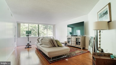 19 Rock Hill Rd unit 5B, Bala Cynwyd, PA 19004 - photo 2