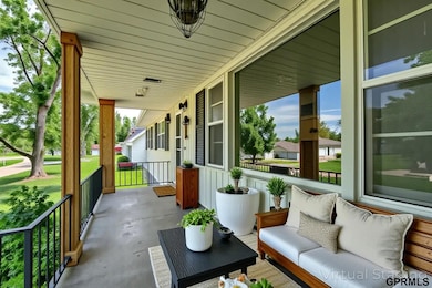 4509 Ridgeway Rd, Omaha, NE 68134 - photo 2