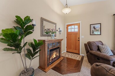 2785 SW Elmer Nelson Ln, Grants Pass, OR 97527 - photo 3