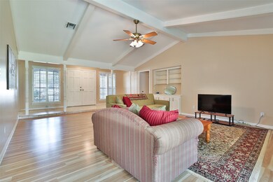 4303 Black Locust Dr, Houston, TX 77088 - photo 5