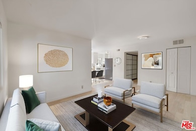 845 Brooks Ave unit 1, Venice, CA 90291 - photo 2