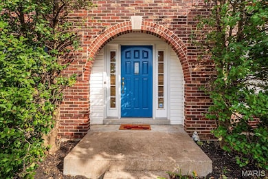 2316 Coventry Farm Ct, Chesterfield, MO 63017 - photo 2