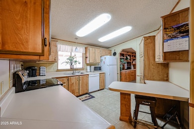 3901 E Pinnacle Peak Rd unit 208, Phoenix, AZ 85050 - photo 6