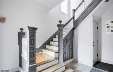 53 2nd Ave unit 2, Newark, NJ 07104 - photo 2