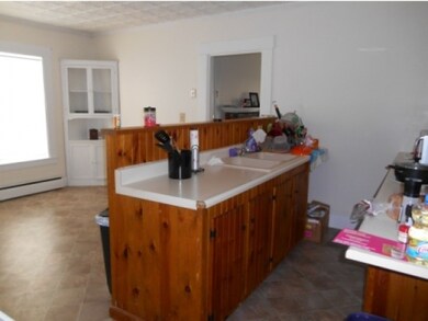 Unit 1  Livingroom