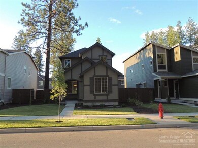 20254 SE Narnia Place unit 10, Bend, OR 97702 - photo 2