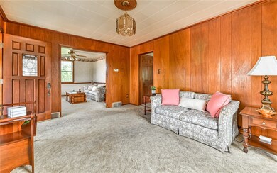 1007 Howard St, West Newton, PA 15089 - photo 4