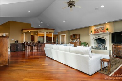 93 Plantation Dr, Asheville, NC 28806 - photo 6