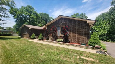 2696 Wycliff Dr, Farmington, MO 63640 - photo 3