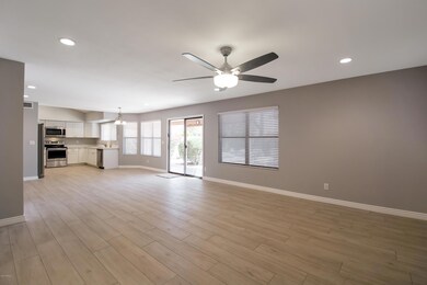 Family room Kitchen
