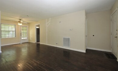 5118 Cosby St, Houston, TX 77021 - photo 2