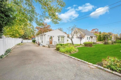 182 Commack Rd, Deer Park, NY 11729 - photo 3