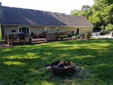 5554 W Lakeview Ct, La Porte, IN 46350 - photo 3