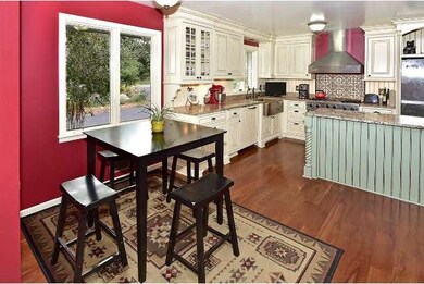 Breakfast nook just off the kitchen.