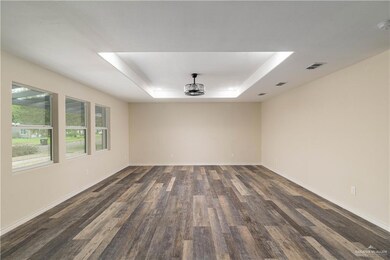 1009 S Nebraska Ave, Weslaco, TX 78596 - photo 5