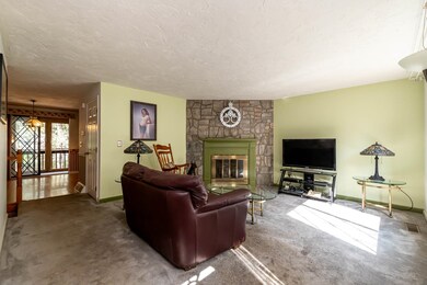 22 Joston Dr, Merrimack, NH 03054 - photo 4