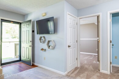 504 Highland View Dr, Knoxville, TN 37920 - photo 3