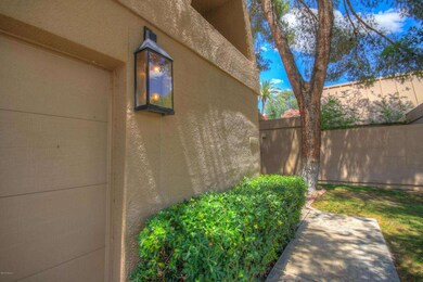 Front walk way