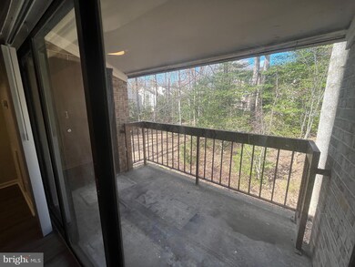 11656 Stoneview Square unit 22C, Reston, VA 20191 - photo 6