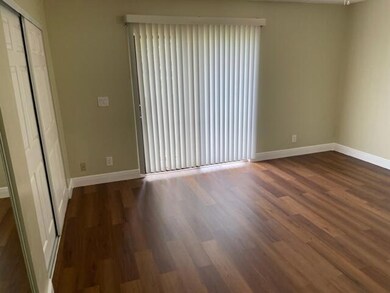 4405 Woodstock Dr unit D, West Palm Beach, FL 33409 - photo 5