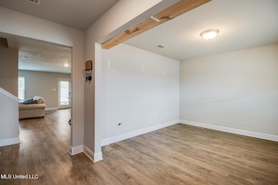 6543 Eastland Cir, Biloxi, MS 39532 - photo 2