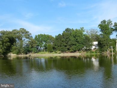 379 Buena Vista Dr, Colonial Beach, VA 22443 - photo 4