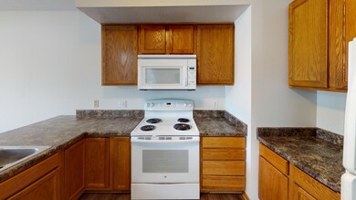 905-906-907-Remodeled-Kitchen