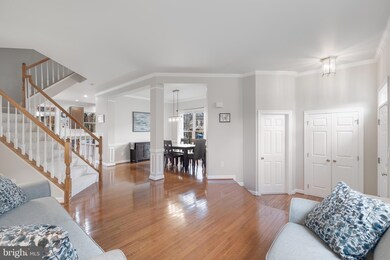 9900 Michael Schar Ct, Vienna, VA 22181 - photo 4