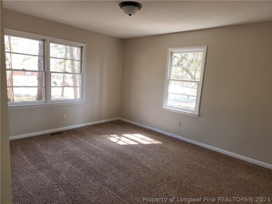 7565 Carrollburg Dr, Fayetteville, NC 28303 - photo 7