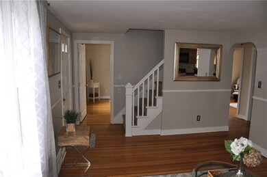 81 County St, Pawtucket, RI 02861 - photo 3