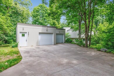 2+ Car Garage