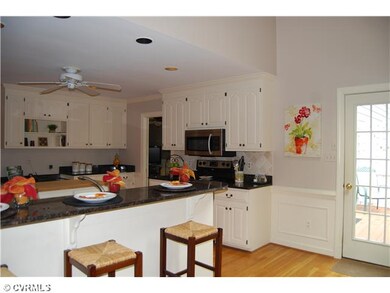 Kitchen - Updated kitchen with granite countertops