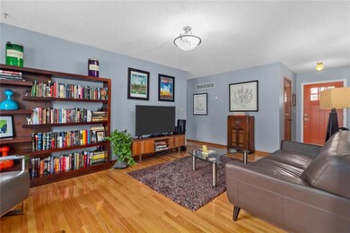 12422 W 52nd Terrace, Shawnee, KS 66216 - photo 5