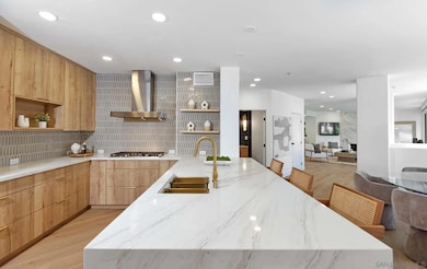 302 Prospect St unit 6, La Jolla, CA 92037 - photo 6