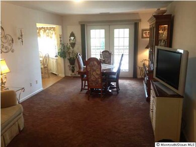 409 Newport Ct, Fords, NJ 08863 - photo 2