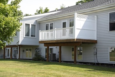 303 Shoreside South Dr SE, Grand Rapids, MI 49548 - photo 6