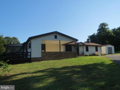 19699 N Snow Hill Manor Rd, Lexington Park, MD 20653 - photo 6