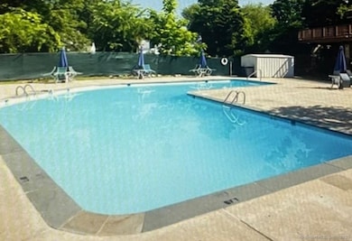 333 Vincellette St unit 109, Bridgeport, CT 06606 - photo 3