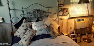 LR_bed